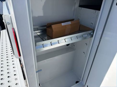 New 2026 Ford F250 XL w/ XL Chrome Package image 6