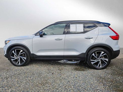 Used 2020 Volvo XC40 T5 R-Design w/ Protection Package image 6