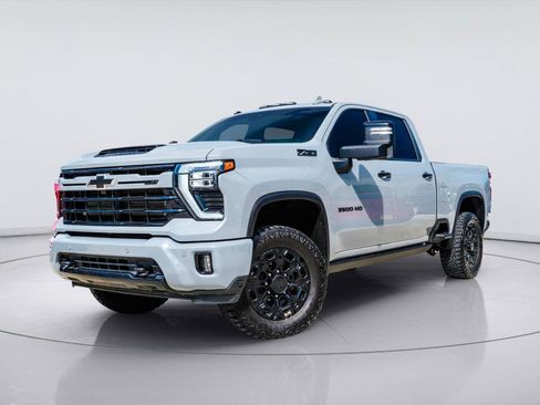 Used 2024 Chevrolet Silverado 3500 LTZ w/ LTZ Plus Package AWD/4WD image 1