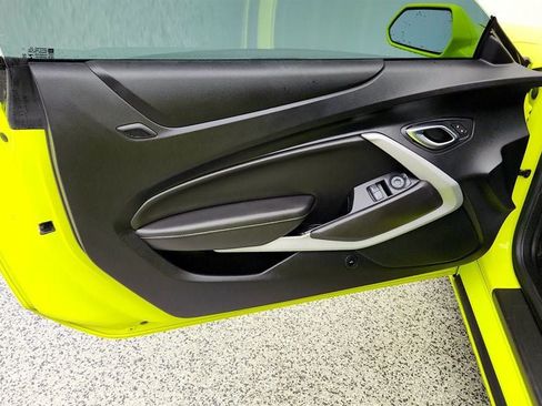 Used 2019 Chevrolet Camaro LT RWD image 10