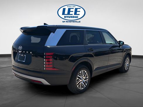 New 2026 Hyundai Palisade SE FWD image 3