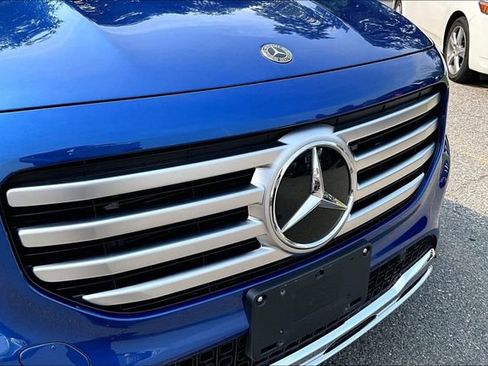 Used 2026 Mercedes-Benz GLB 250 4MATIC image 27