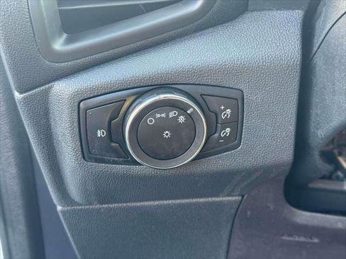 Used 2019 Ford EcoSport SE w/ SE Convenience Package image 19