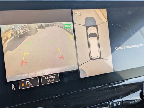 Used 2024 INFINITI QX80 Luxe image 13