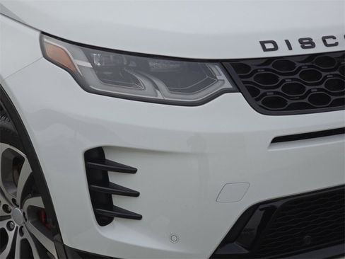 Certified 2025 Land Rover Discovery Sport Dynamic SE image 34