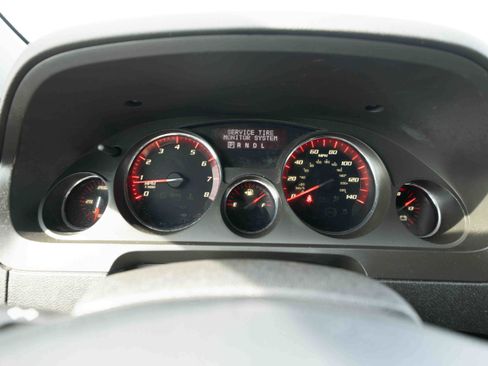 Used 2011 GMC Acadia SLE image 15