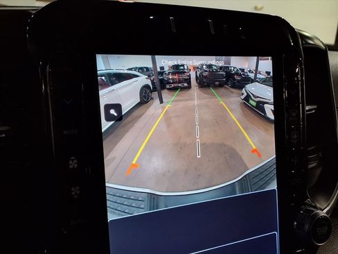 Used 2024 RAM 2500 Laramie image 15