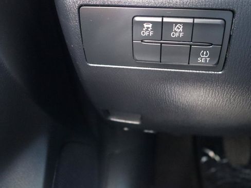 Used 2018 MAZDA MAZDA3 Grand Touring w/ Premium Equipment Package FWD image 24