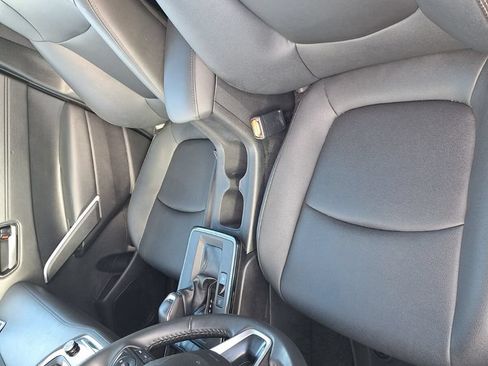Used 2026 Toyota Corolla Cross XLE w/ Convenience Package FWD image 19