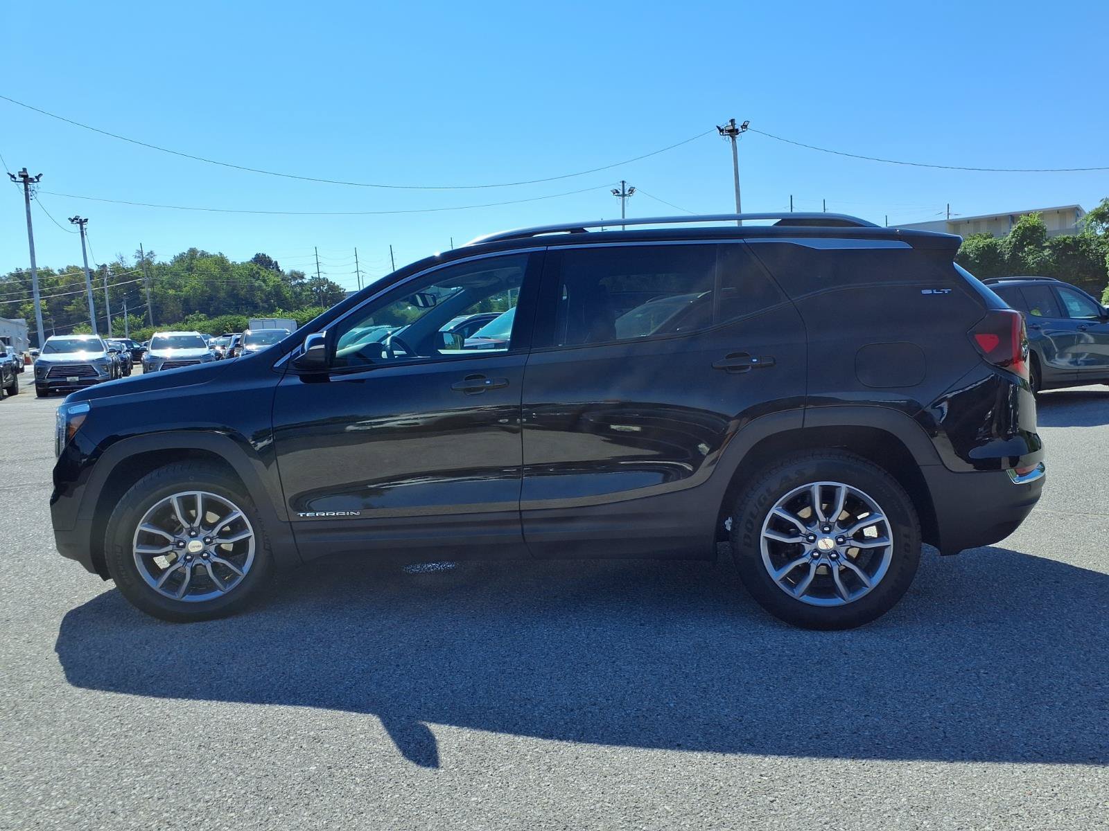 Used 2024 GMC Terrain SLT FWD image 37
