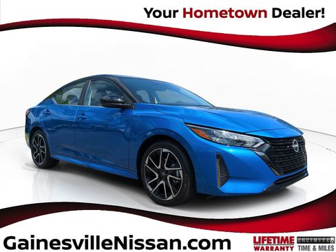 New 2025 Nissan Sentra SR image 1
