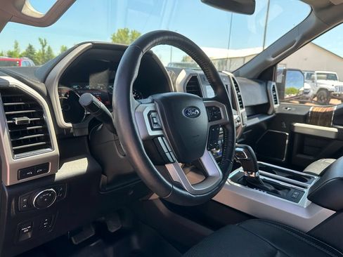 Used 2018 Ford F150 Lariat w/ Equipment Group 502A Luxury AWD/4WD image 12