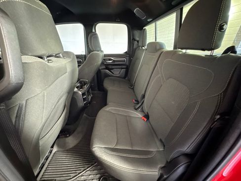 Certified 2024 RAM 1500 Big Horn RWD image 35