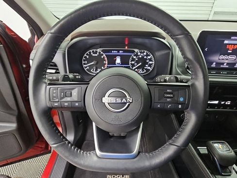 Used 2023 Nissan Rogue SL AWD/4WD image 22