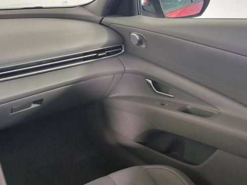 Used 2023 Hyundai Elantra SEL w/ Cargo Package FWD image 18