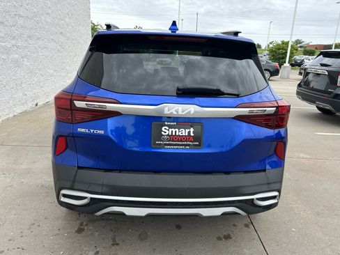 Used 2023 Kia Seltos SX w/ SX Sunroof Package AWD/4WD image 5