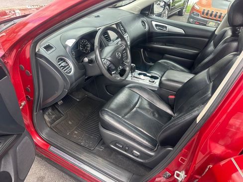 Used 2017 Nissan Pathfinder SL w/ SL Premium Package AWD/4WD image 19
