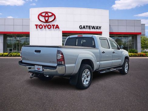 Used 2011 Toyota Tacoma 4x4 Double Cab w/ SR5 Pkg #2 image 5