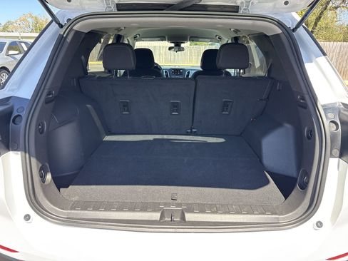 Used 2024 Chevrolet Equinox LS w/ LS Convenience Package FWD image 26