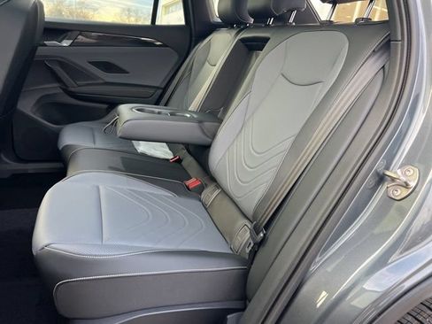 New 2026 Volkswagen Tiguan SE R-Line FWD image 22