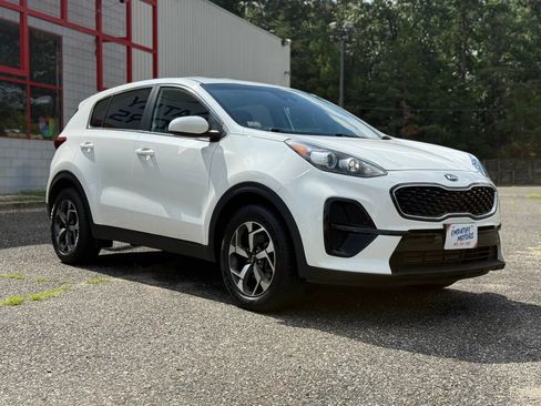 Used 2022 Kia Sportage LX FWD image 7