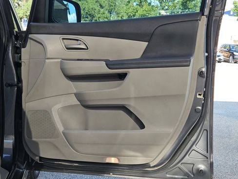 Used 2013 Honda Odyssey EX-L image 29