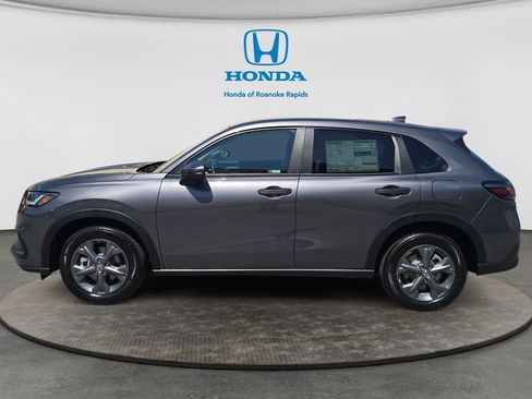 New 2026 Honda HR-V LX image 2