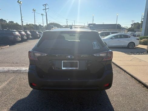 Used 2024 Subaru Outback Onyx Edition AWD/4WD image 8