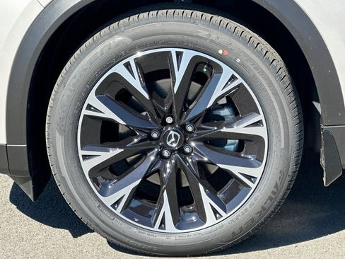 New 2026 MAZDA CX-90 Plug-In Hybrid w/ Premium Plus image 34