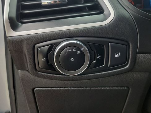 Used 2024 Ford Edge SEL image 23