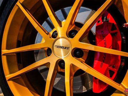 Used 2014 Chevrolet Corvette Stingray Coupe w/ 2LT Preferred Equipment Group image 4