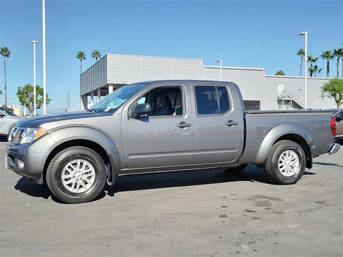 Used 2019 Nissan Frontier SV image 29