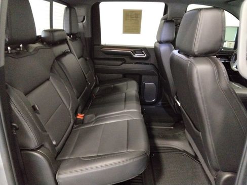 Used 2024 GMC Sierra 2500 Denali w/ Denali Reserve Package image 45