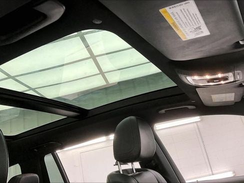 Used 2021 Mercedes-Benz GLS 450 4MATIC image 13