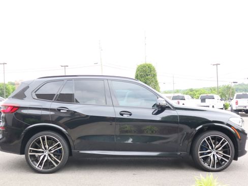 Used 2022 BMW X5 M50i AWD/4WD image 6