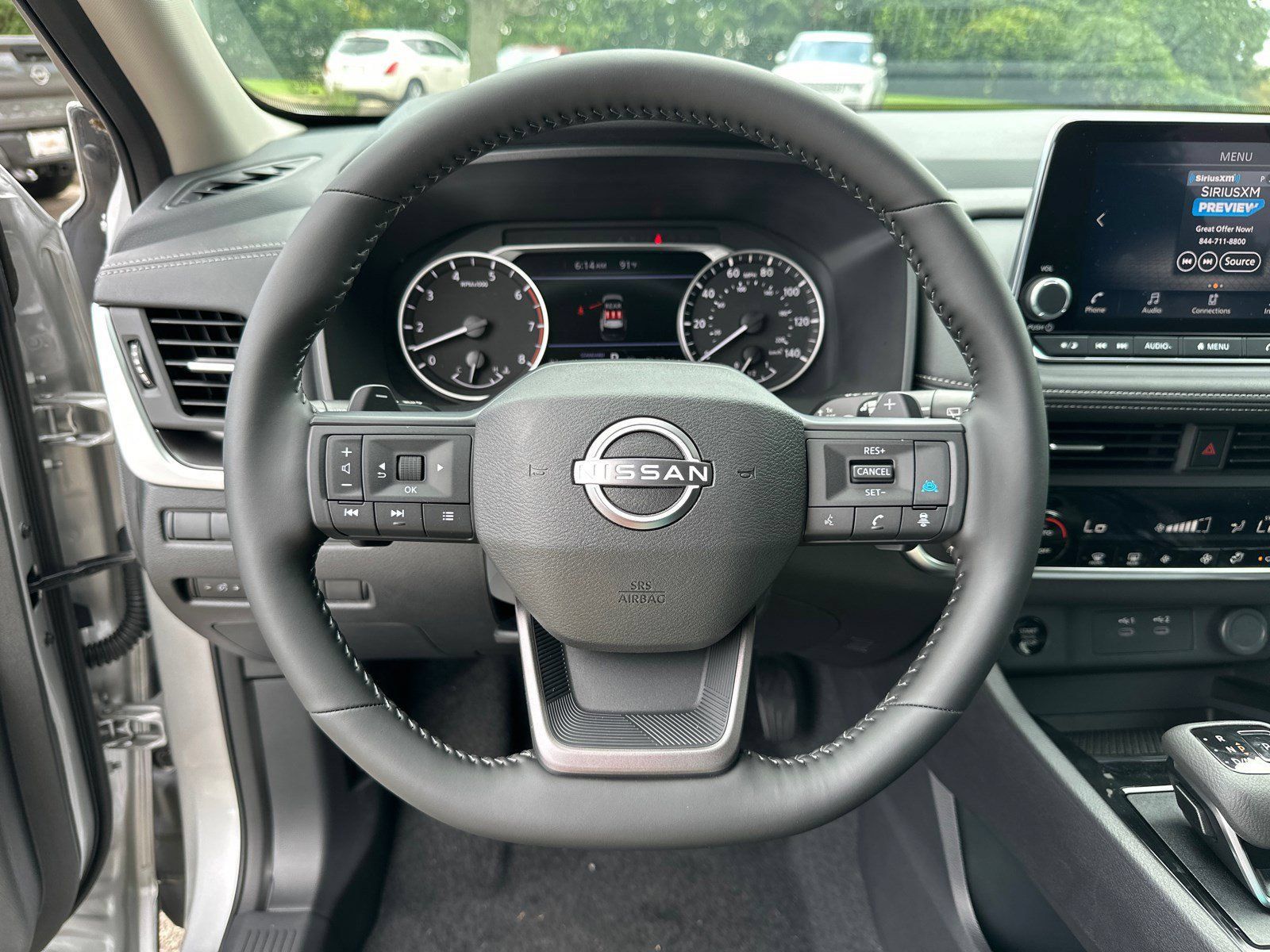 Used 2025 Nissan Rogue SV FWD image 25