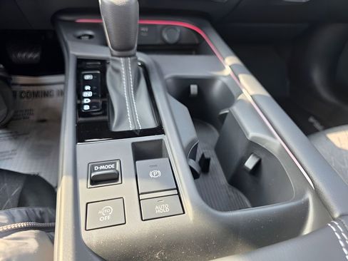 New 2026 Nissan Sentra SV w/ SV Convenience Package FWD image 22