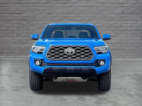 Used 2021 Toyota Tacoma TRD Off-Road w/ TRD Premium Off Road Package AWD/4WD image 6