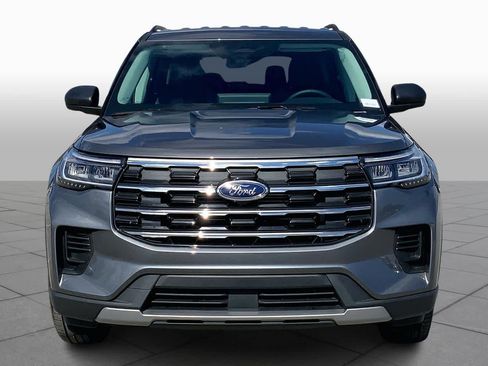 Used 2026 Ford Explorer Active image 4