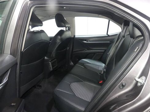 Used 2021 Toyota Camry SE FWD image 25