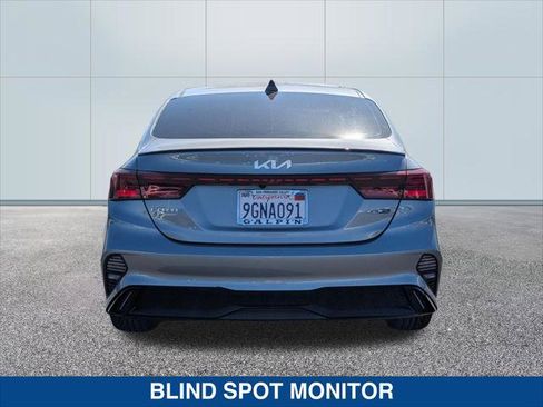 Used 2023 Kia Forte GT-Line w/ GT-Line Premium Package image 4