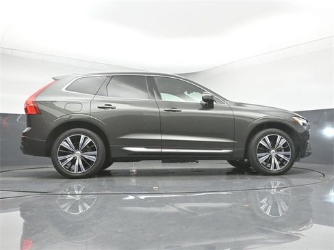 Used 2022 Volvo XC60 B5 Inscription w/ Protection Package Premier image 43