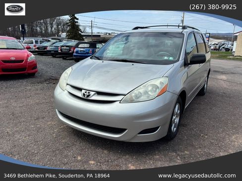 Used 2008 Toyota Sienna LE image 2