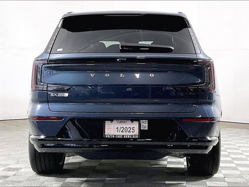 New 2025 Volvo EX90 Ultra image 3