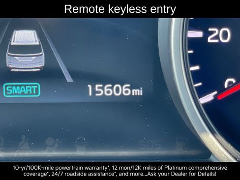 Certified 2024 Kia Carnival LX FWD image 12