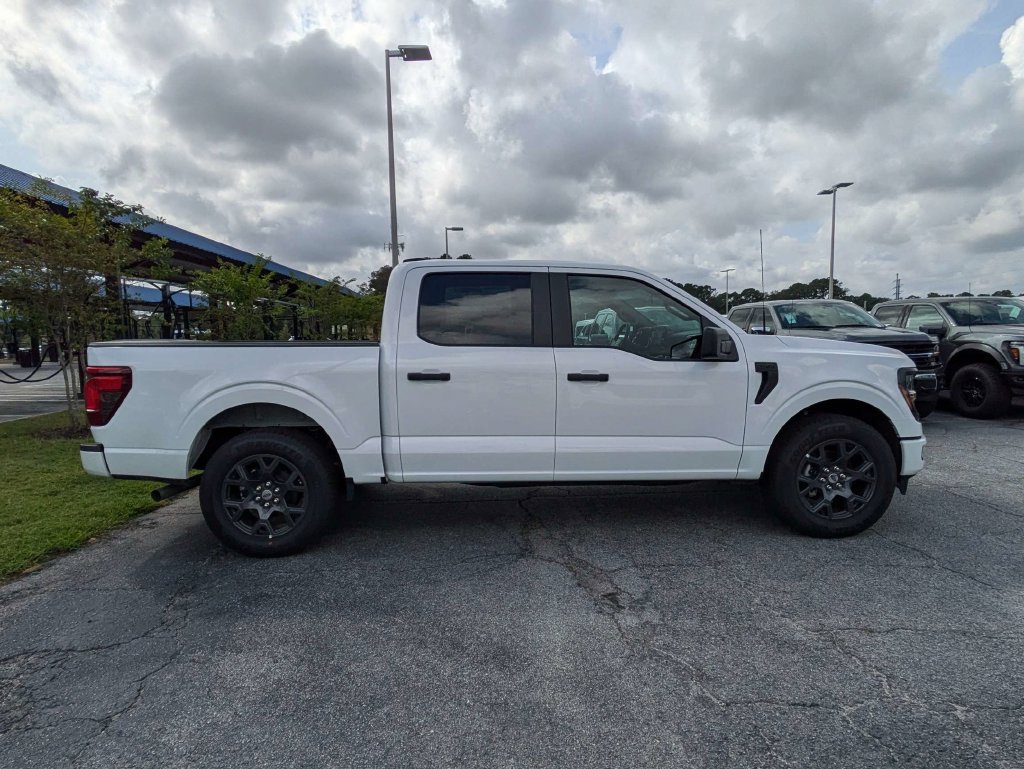 New 2026 Ford F150 Lariat w/ Equipment Group 501A Mid AWD/4WD image 3