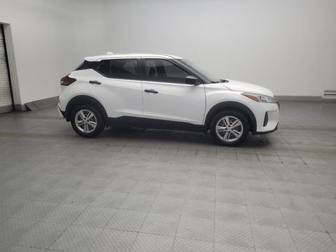 Used 2024 Nissan Kicks S FWD image 11