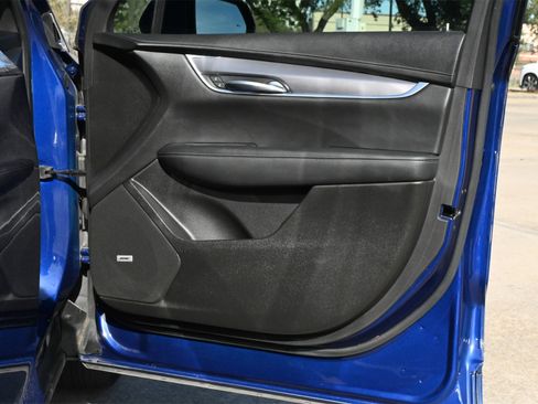 Certified 2023 Cadillac XT6 Luxury image 28