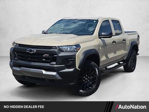 Used 2023 Chevrolet Colorado Trail Boss w/ Technology Package AWD/4WD image 1
