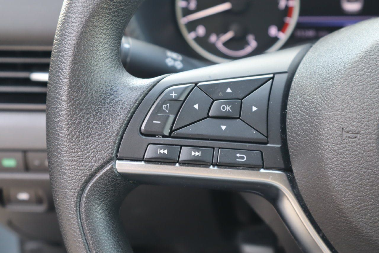 Used 2024 Nissan Sentra SV w/ Trunk Package FWD image 12